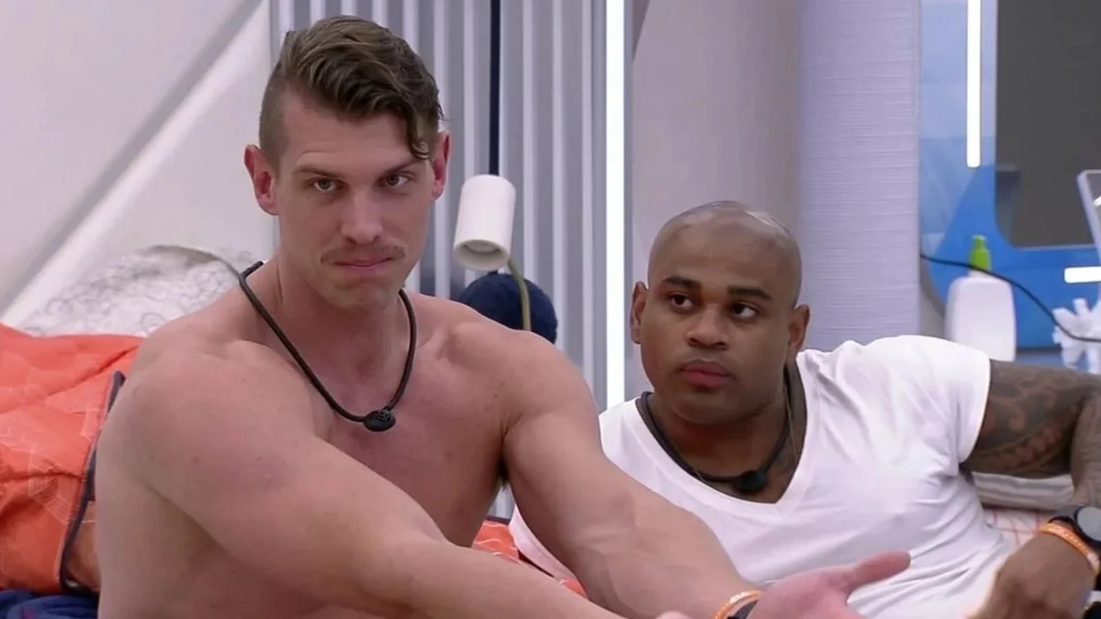 cristian elogia bumbum cezar black