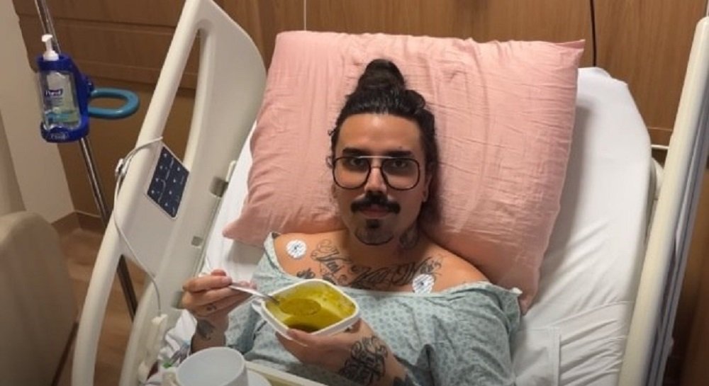 eduardo Diva da Depressão internado