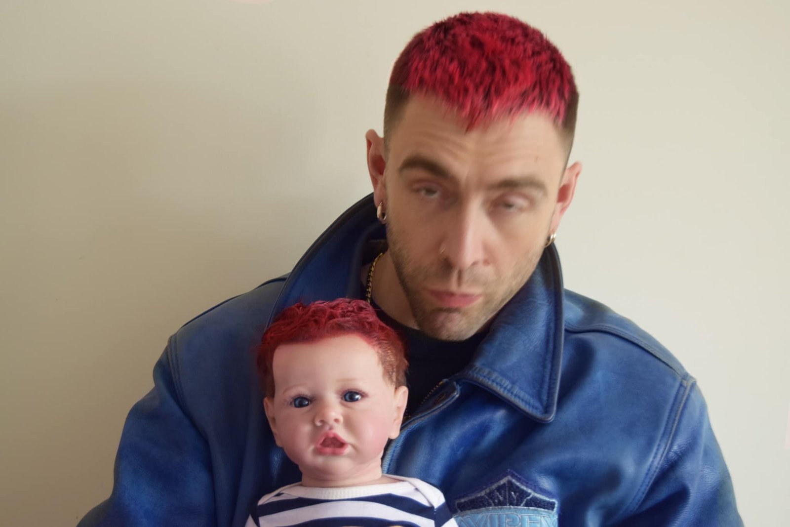 Descobertas Groover - Honess Jones lança ''Do U Lover Boy''