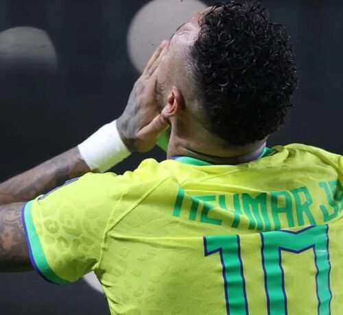 Imagem do post: Após nova lesão, Neymar desabafa: “Tudo de novo após 4 meses recuperado”