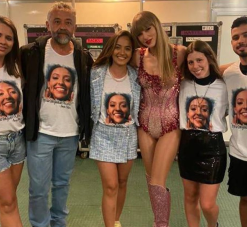 Imagem do post: Taylor Swift tira foto com família de Ana Benevides