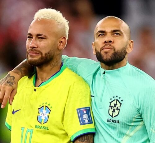 Imagem do post: Neymar e pai mandam ajuda financeira e advogado para Daniel Alves