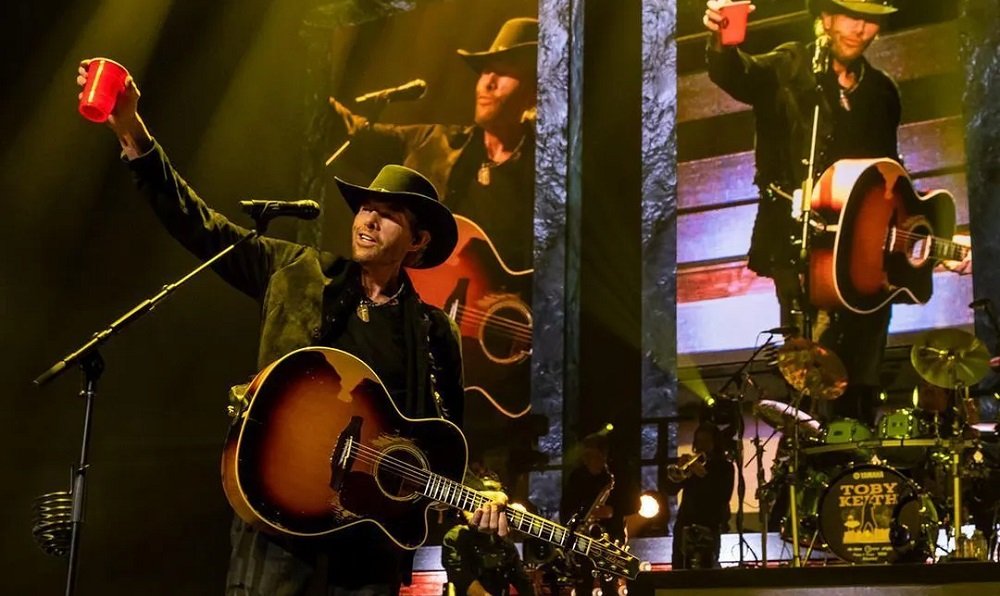 Morre, aos 62 anos, o astro da música country Toby Keith
