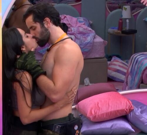 Imagem do post: Web reage a beijo de Matteus e Isabelle no BBB24: “Mabelle é oficial”