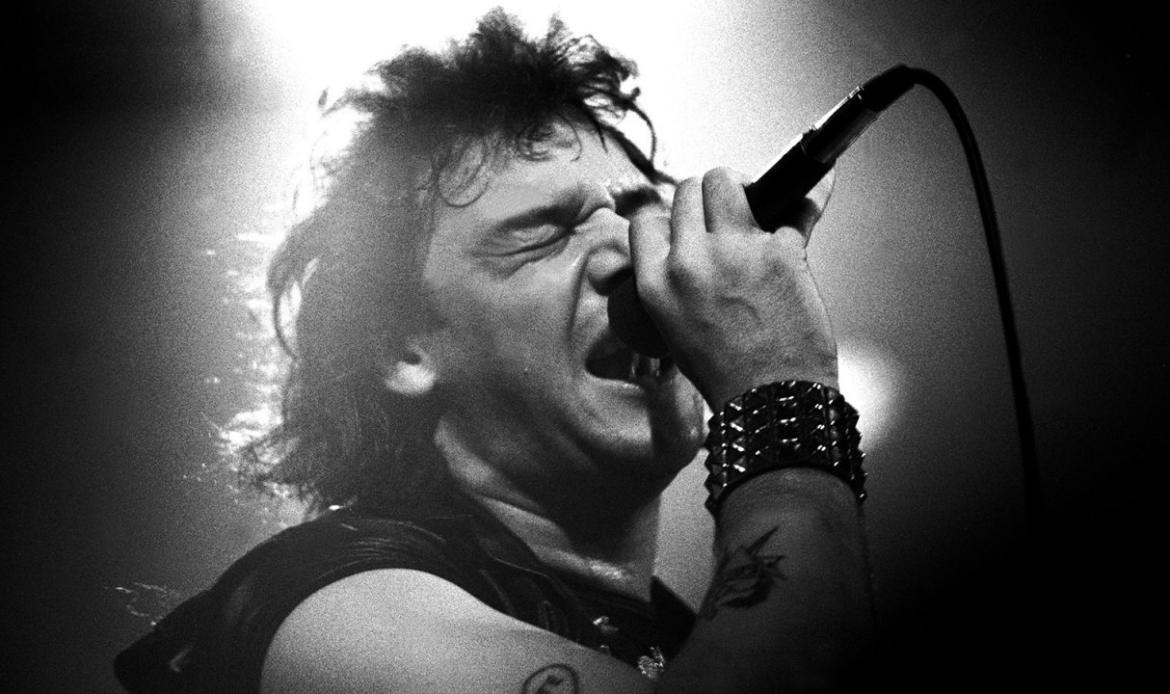 Ex-vocalista do Iron Maiden, Paul Di’Anno morre aos 66 anos