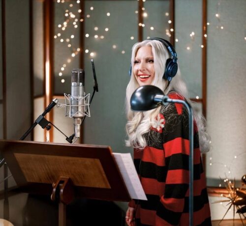 Imagem do post: Letra e tradução: ‘santa claus is coming to town’ – Lady Gaga