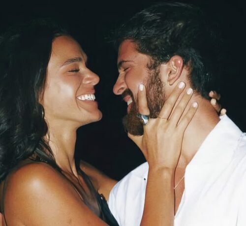 Imagem do post: Bruna Marquezine e João Guilherme anunciam termino do relacionamento: “Compreensão”