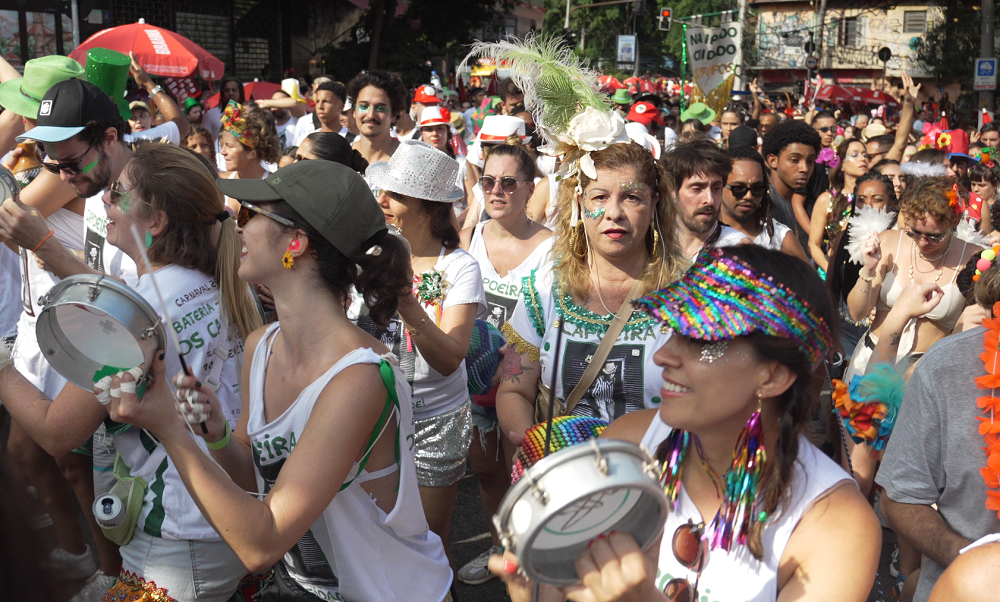 Casa de Cultura Os Capoeira celebra o Carnaval com o Bloco “Pra Saudar as Águas”, na folia de São Paulo