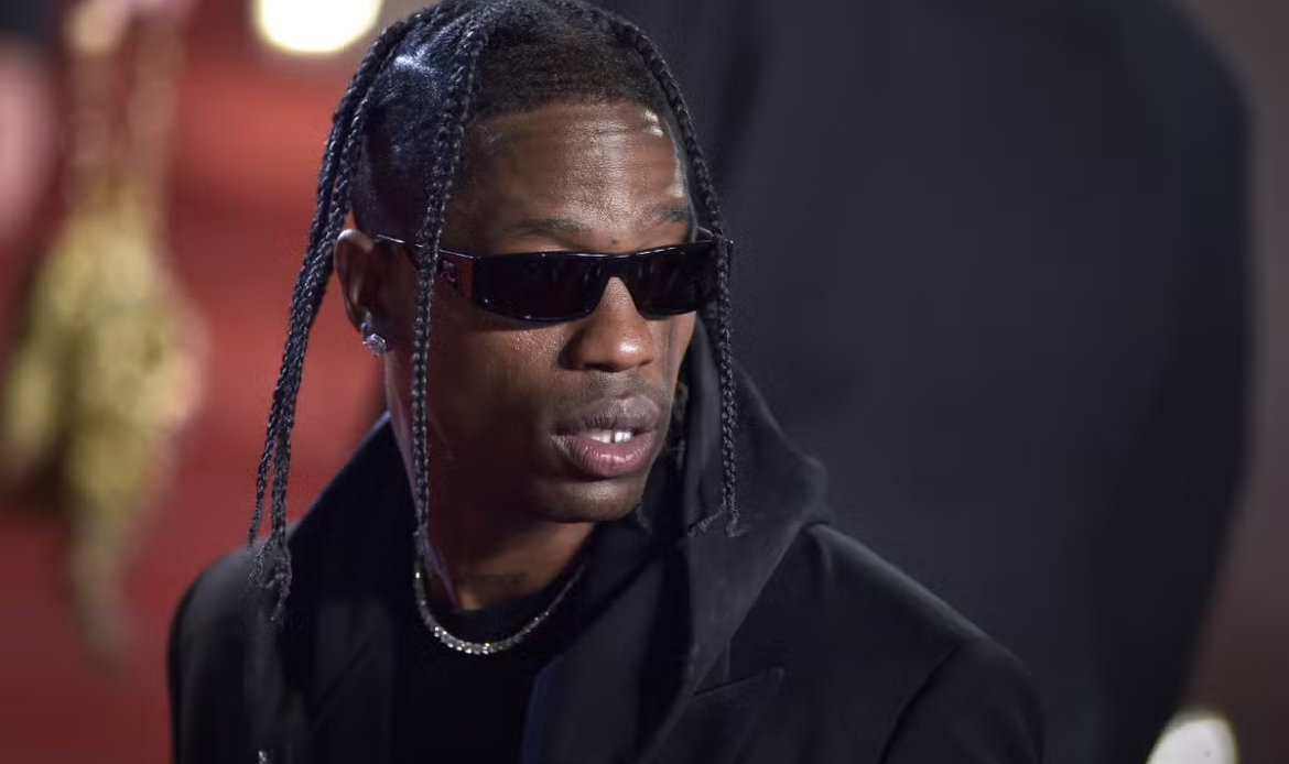 Travis Scott revela desejo de feat com Taylor Swift e Sabrina Carpenter