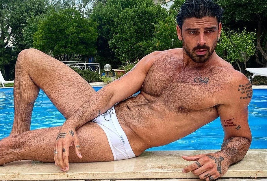 Michele Morrone, de ‘365 Dias’, lança perfil em plataforma de conteúdo pago e promete até chamadas de vídeo