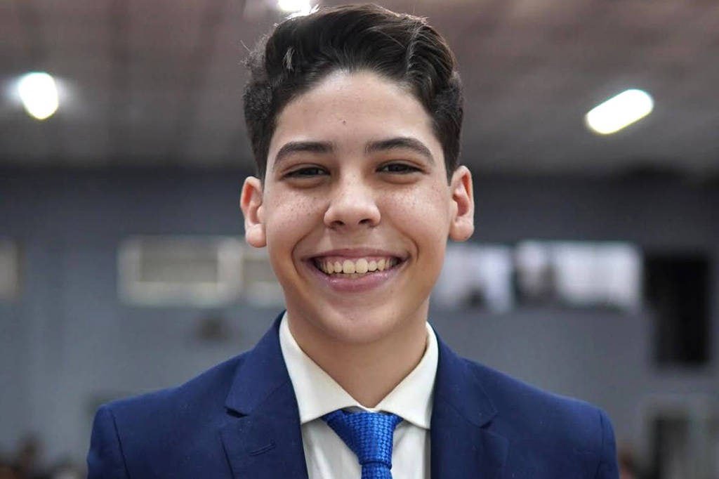 Pastor mirim Miguel Oliveira volta a pregar após ser afastado pelo Conselho Tutelar