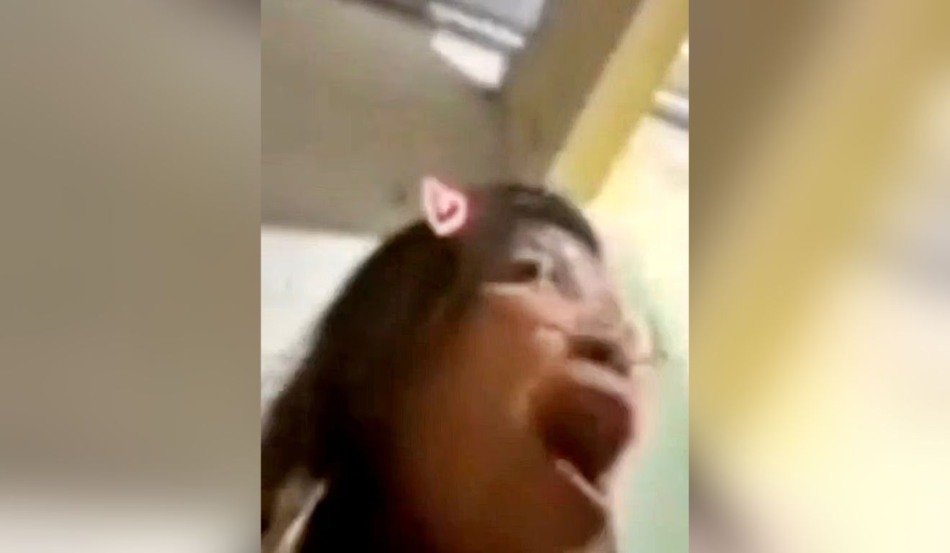 VÍDEO: Influenciadora implora para ser morta antes de levar tiros durante live: "Duas na cabeça" 51 VÍDEO: Influenciadora implora para ser morta antes de levar tiros durante live: "Duas na cabeça"