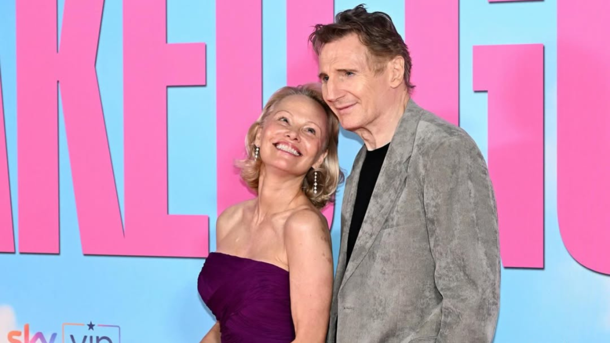 Pamela Anderson e Liam Neeson estão namorando, diz site