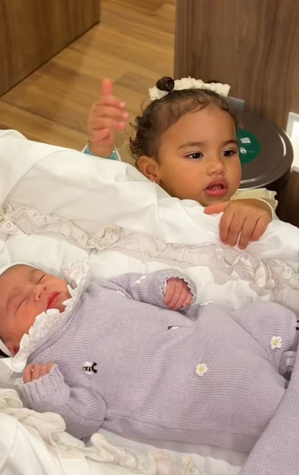 Bruna Biancardi mostra vídeo inédito do nascimento de Mel com Neymar