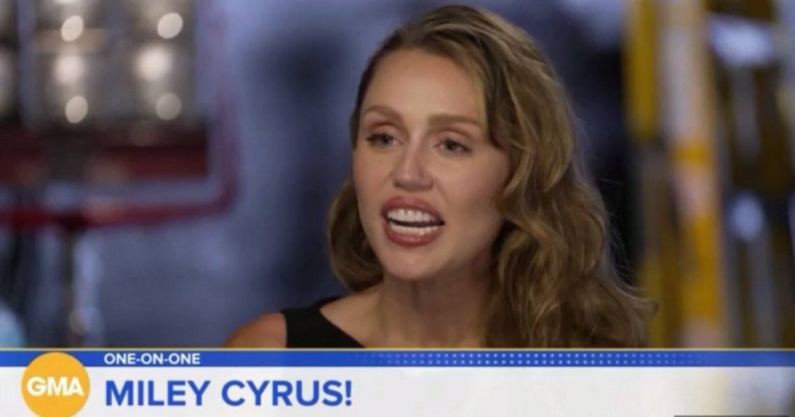 Miley Cyrus revela que não quer mais fazer turnê 52 Miley Cyrus revela que não quer mais fazer turnê