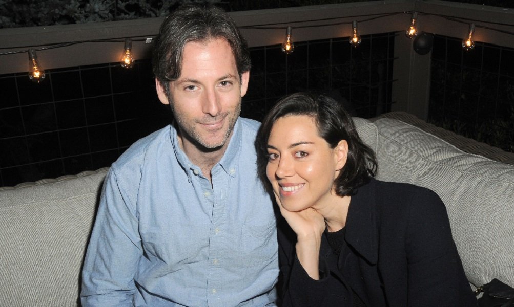 Aubrey Plaza dá rara declaração sobre morte do marido, Jeff Baena