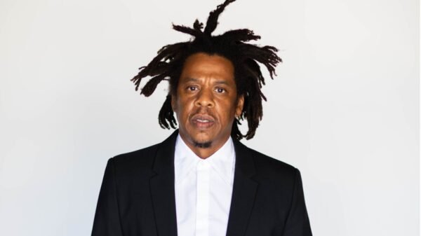 Jay-Z se torna o músico mais rico do mundo com fortuna de US$ 2,5 bilhões