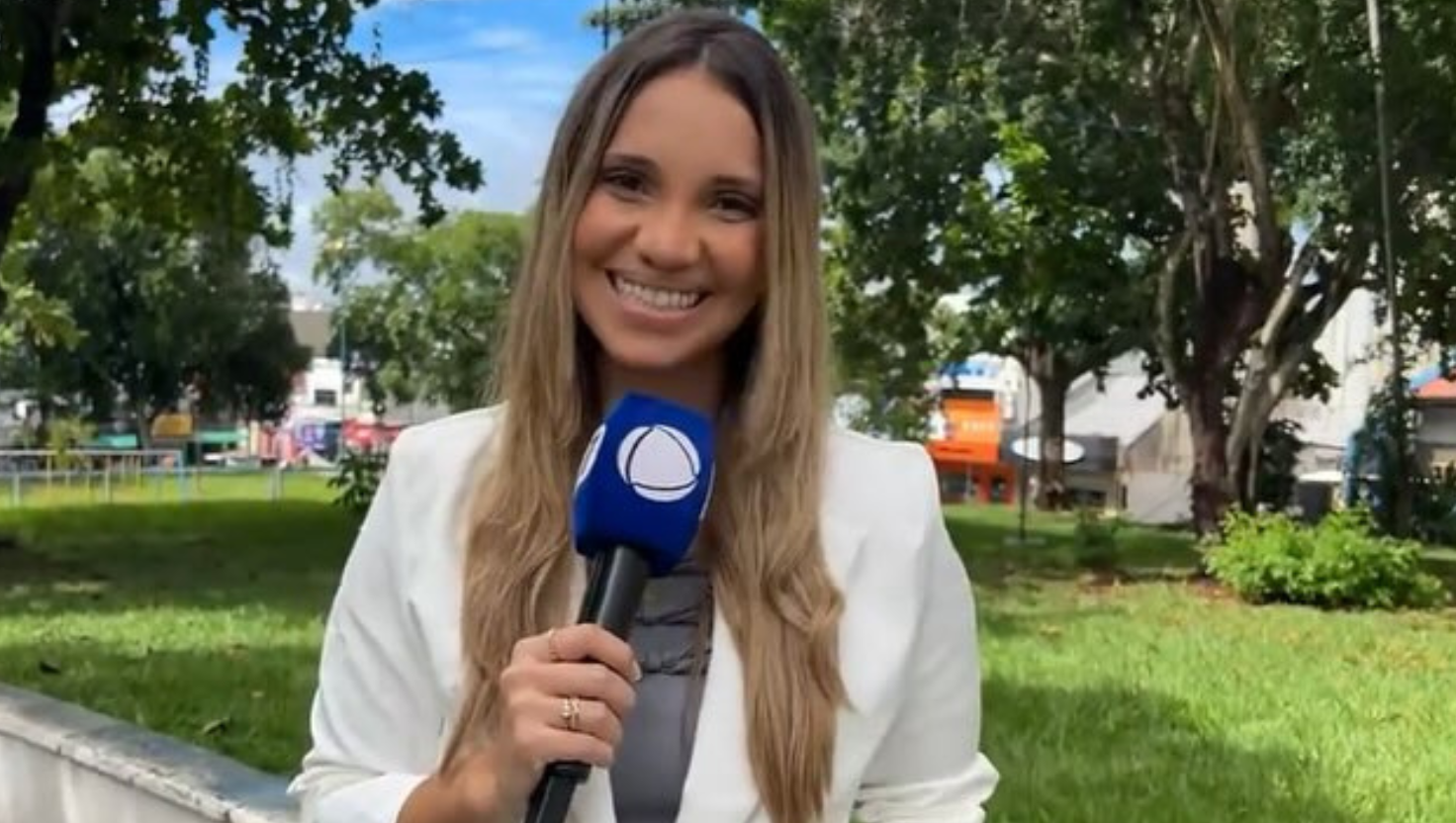 Ao vivo na Record, repórter entra em trabalho de parto; vídeo