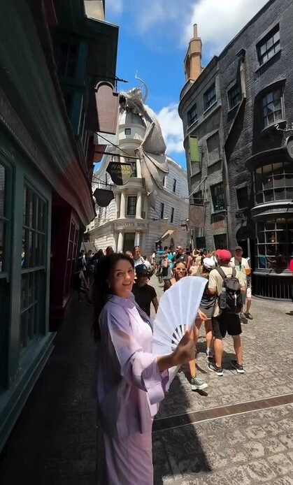 Grávida, Rafa Kalimann exibe cliques da viagem à Flórida com Nattan