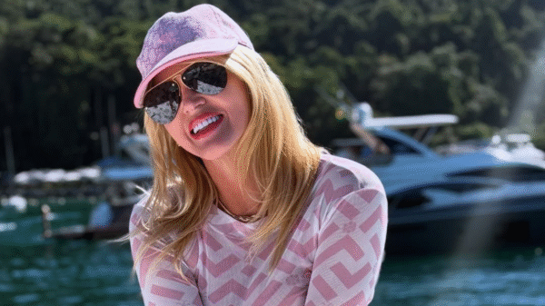 Val Marchiori anuncia cirurgia após diagnóstico de câncer de mama: 'Vai dar tudo certo'