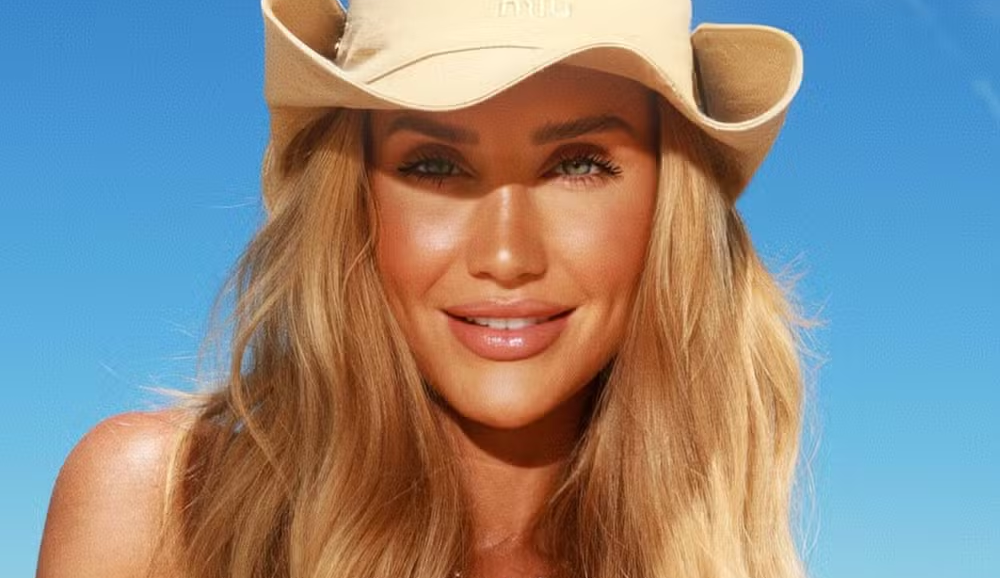 Ana Paula Siebert se despede das férias na Flórida com fotos na praia; veja