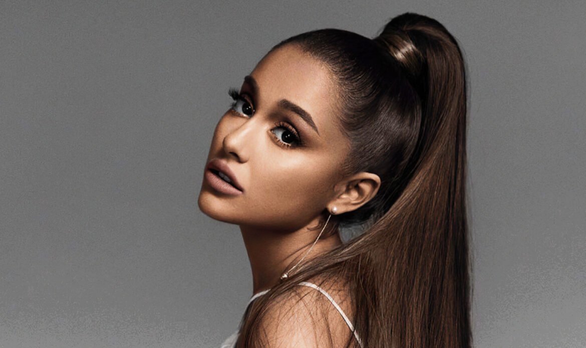 ariana grande planeja turne