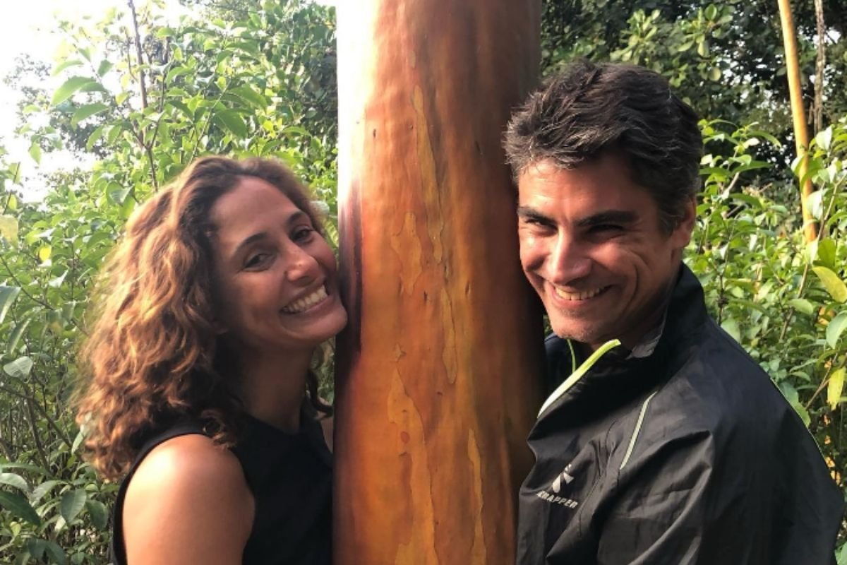 Saiba quem é o noivo de Camila Pitanga