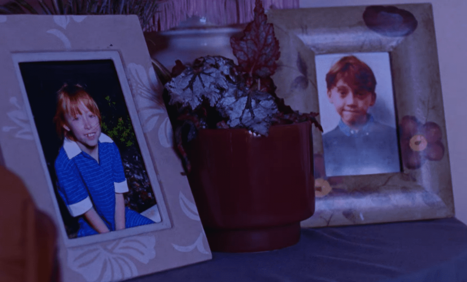 Ed Sheeran lança single com clipe estrelado por Rupert Grint 40 Cena do clipe "A Little More", de Ed Sheeran - Foto: Reprodução/ YouTube