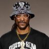 Snoop Dogg gera polêmica ao criticar cena de casal lésbico em filme da Disney: "Maldito"