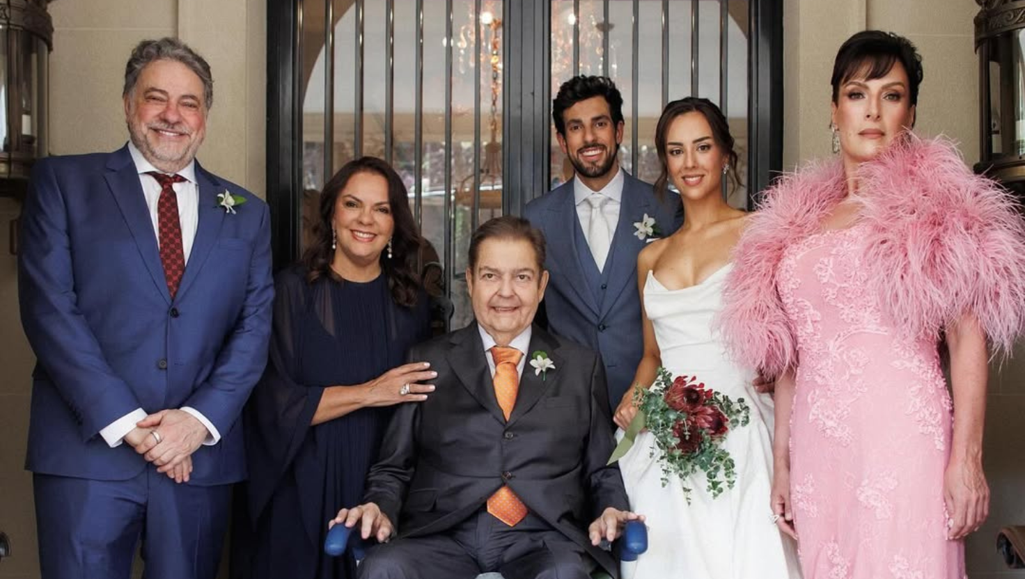 Veja fotos inéditas do casamento de Julinho Casares e Lara Silva