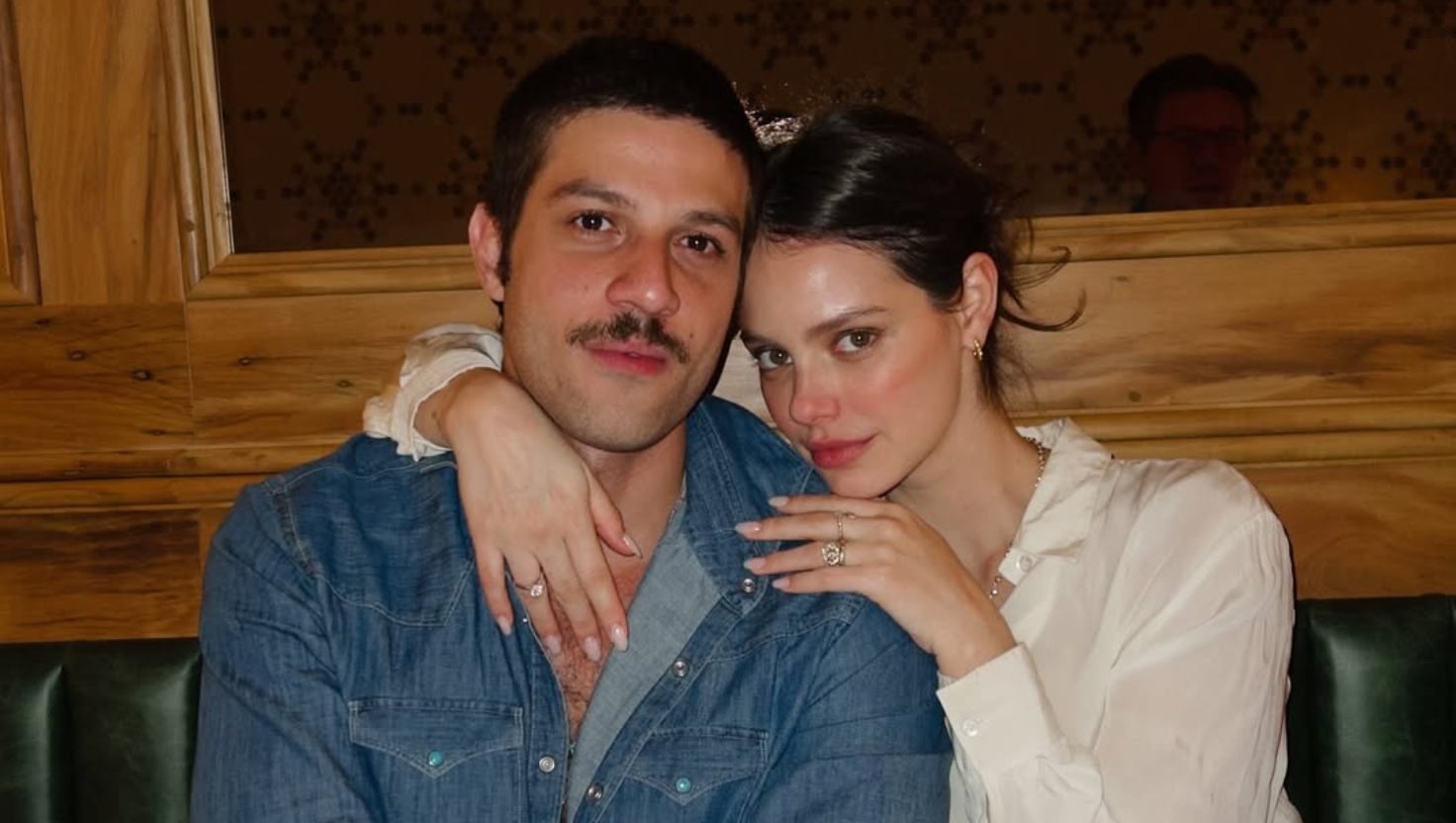 Perda na família emociona Laura Neiva e Chay Suede: ‘Saudade eterna’