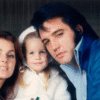 Priscilla Presley revela que Elvis teria sugerido aborto de Lisa Marie