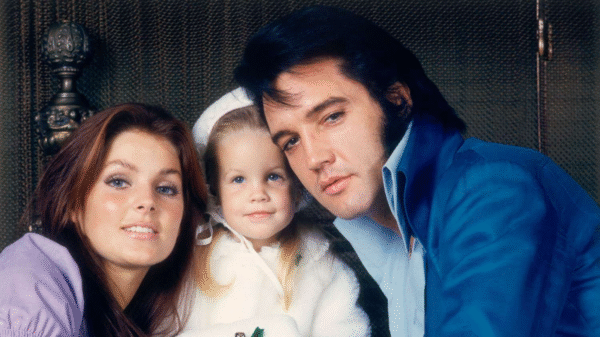 Priscilla Presley revela que Elvis teria sugerido aborto de Lisa Marie