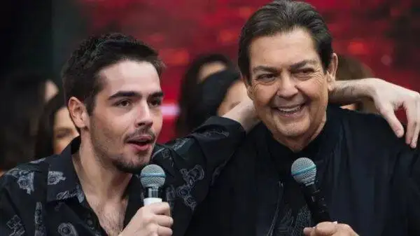 João Silva atualiza estado de saúde de Faustão
