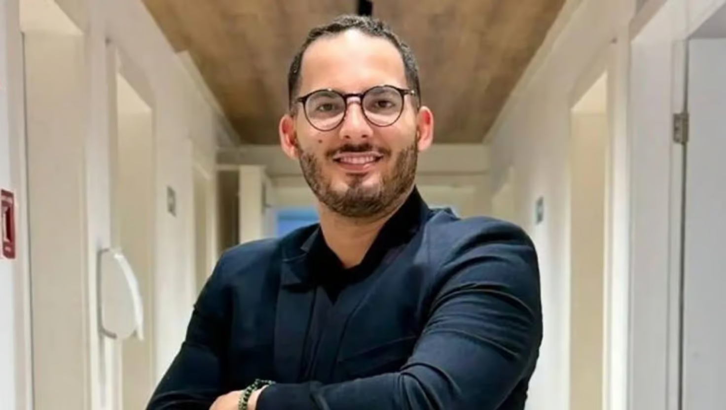 Quem é o jornalista é flagrado saindo de motel e preso após perseguição em Salvador