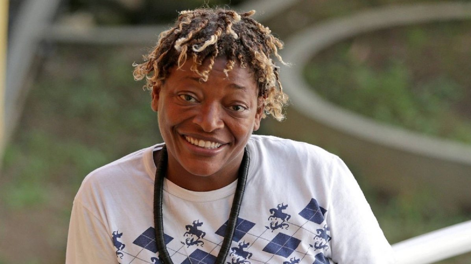 Mart’nália comemora 60 anos com bolo em formato de vagina