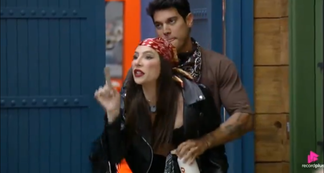 Peoas brigam e quase rola agressão em A Fazenda 17; veja