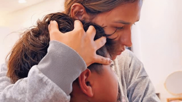 Simone Mendes emociona seguidores ao ensinar filho sobre privilégios; vídeo