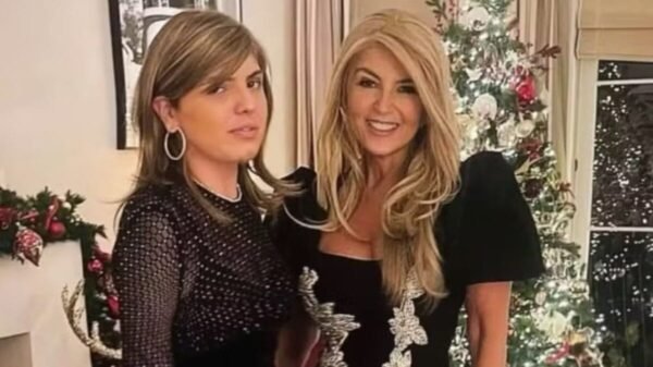 Herdeira de família bilionária morre após picada de inseto