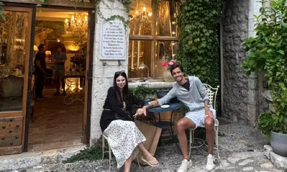 Sthefany Brito e o marido, Igor Raschcovsky, em férias na Europa — Foto: Reprodução/Instagram