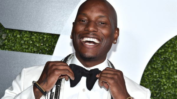 Pedido de prisão é emitido contra Tyrese Gibson após ataque de cães