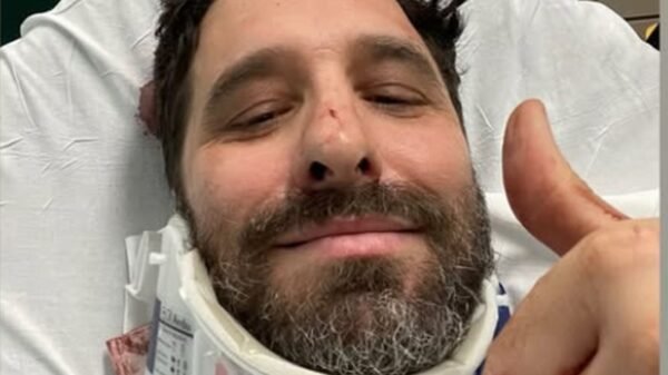 Rafinha Bastos sofre acidente em Nova York e é hospitalizado