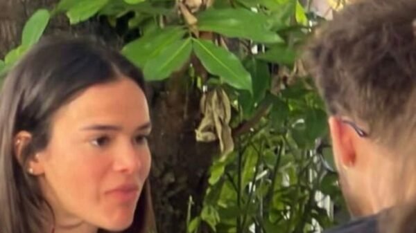 Bruna Marquezine e João Guilherme são flagrados juntos novamente e levantam rumores entre fãs