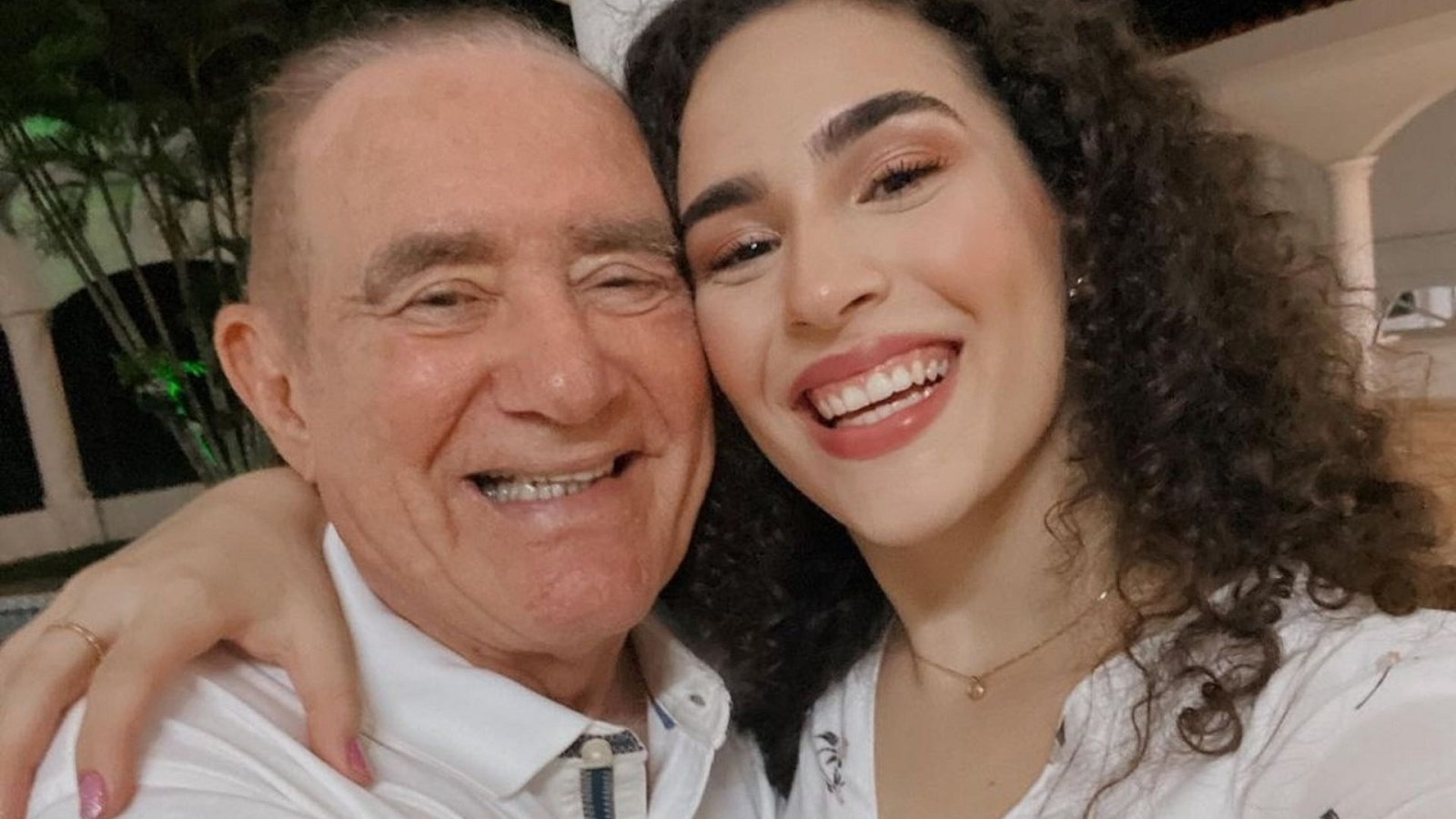 Filha de Renato Aragão rebate boatos sobre morte do pai: "Um absurdo"