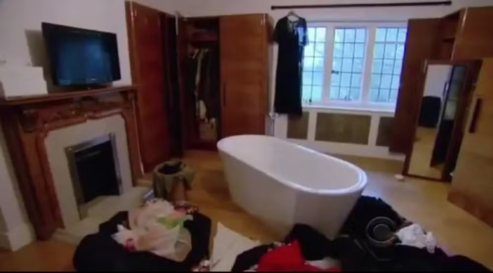 Mansão de R$ 43 milhões onde Adele morou encalha após declaração da cantora sobre fantasmas; veja fotos