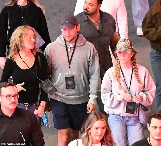 Sydney Sweeney está namorando Scooter Braun, diz site