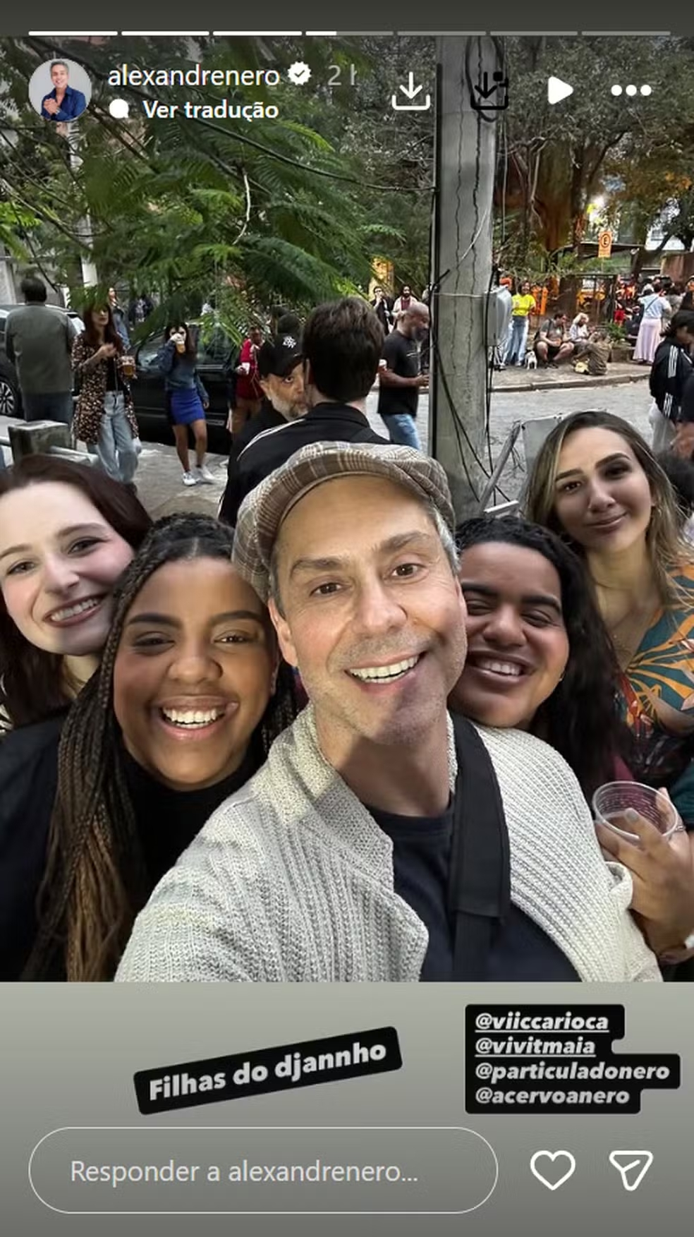 Alexandre Nero surpreende ao soltar a voz em roda de samba no Rio 48 Alexandre Nero surpreende ao soltar a voz em roda de samba no Rio