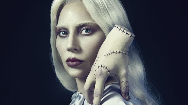 Netflix divulga primeira imagem da personagem de Lady Gaga em Wandinha