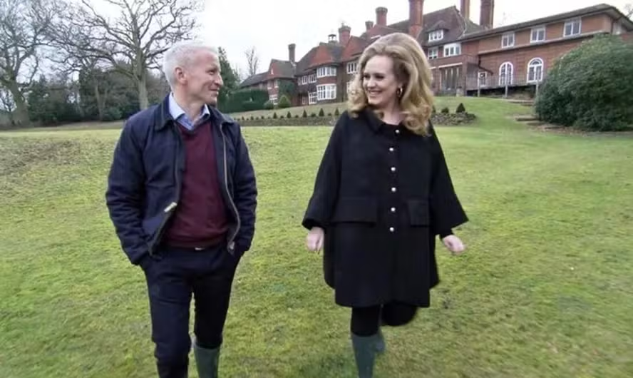 Mansão de R$ 43 milhões onde Adele morou encalha após declaração da cantora sobre fantasmas