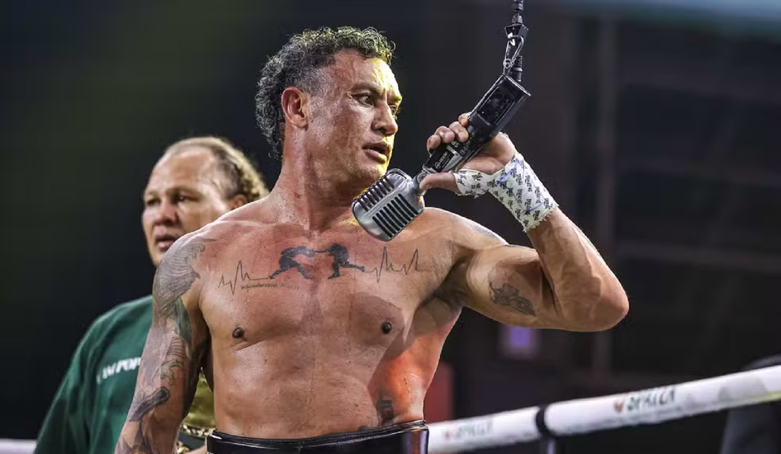 popo desculpa confusao generalizada ringue